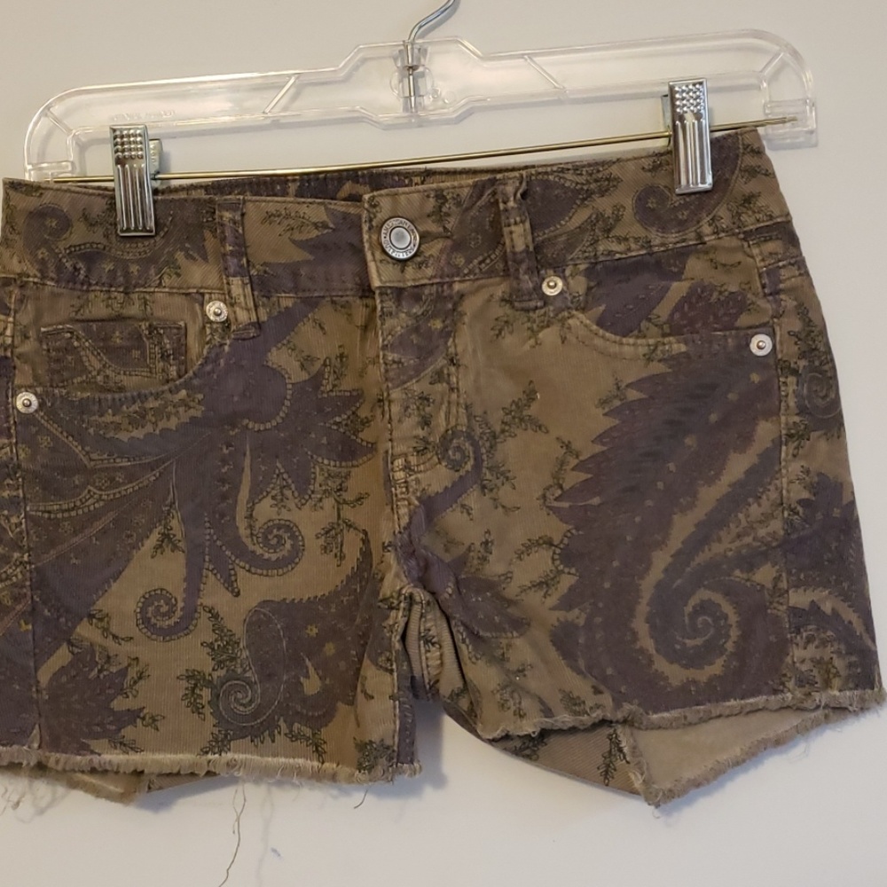 Womans shorts